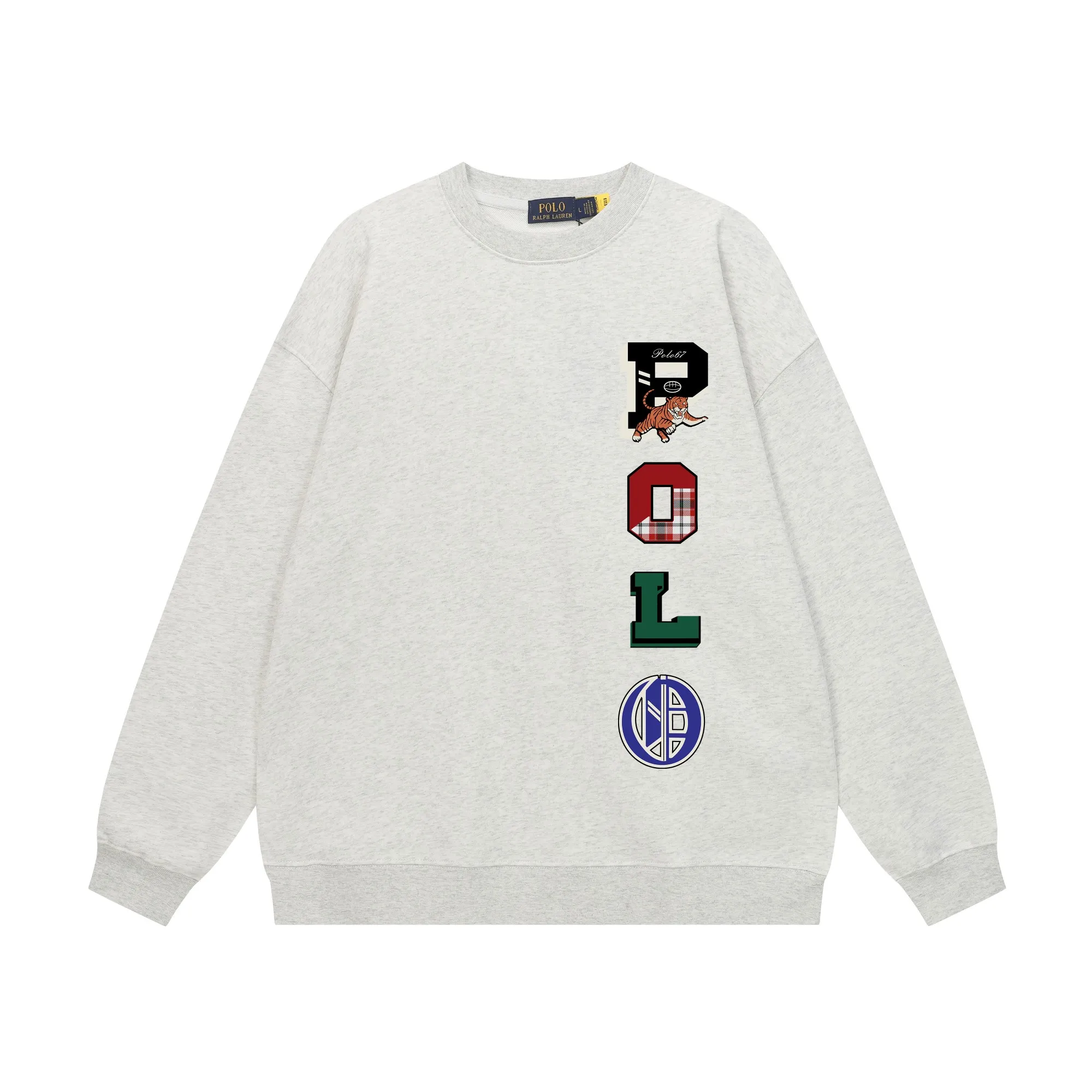 P200 Long-term stock] RalphLauren/Ralph Lauren 2025 autumn and winter new bear letter print 420g heavy large terry sweatshirt Ralph Lauren's age-reducing item, the coat fabric is made of 85% cotton ➕15% polyester, which not only retains the softness, comfort and breathability of cotton, but also adds the wear resistance and wrinkle resistance of polyester fiber, making the clothes more durable and easy to care for. Even in slightly cooler weather, you won't feel stuffy when wearing it. This kind of fabric has a natural crisp feel and is not easy to pill or deform. The bear on the chest is printed with English letters. It is full of color, full of three-dimensionality, and lifelike, adding a bit of liveliness and interest to the whole sweatshirt. There is no pressure to dress, regardless of age or gender. Complete accessories! Color: black, white, navy blue, light floral gray Size: M-L-XL-XXL